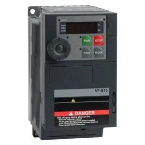TOSHIBA, měnič frekvence 0.75 kW, typ VFS15S-2007PL-W1, napájení 1 fáze