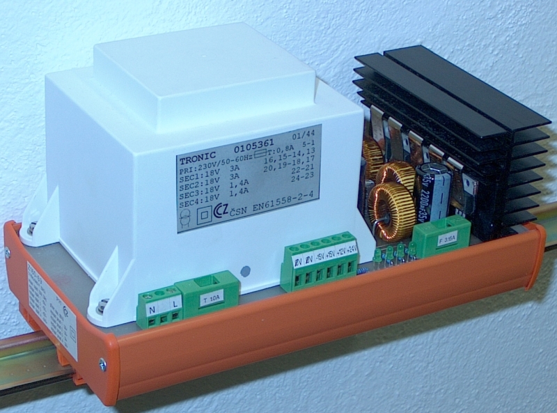 Z160-89, čtyřhladinový zdroj ±15V, +12V a +24V